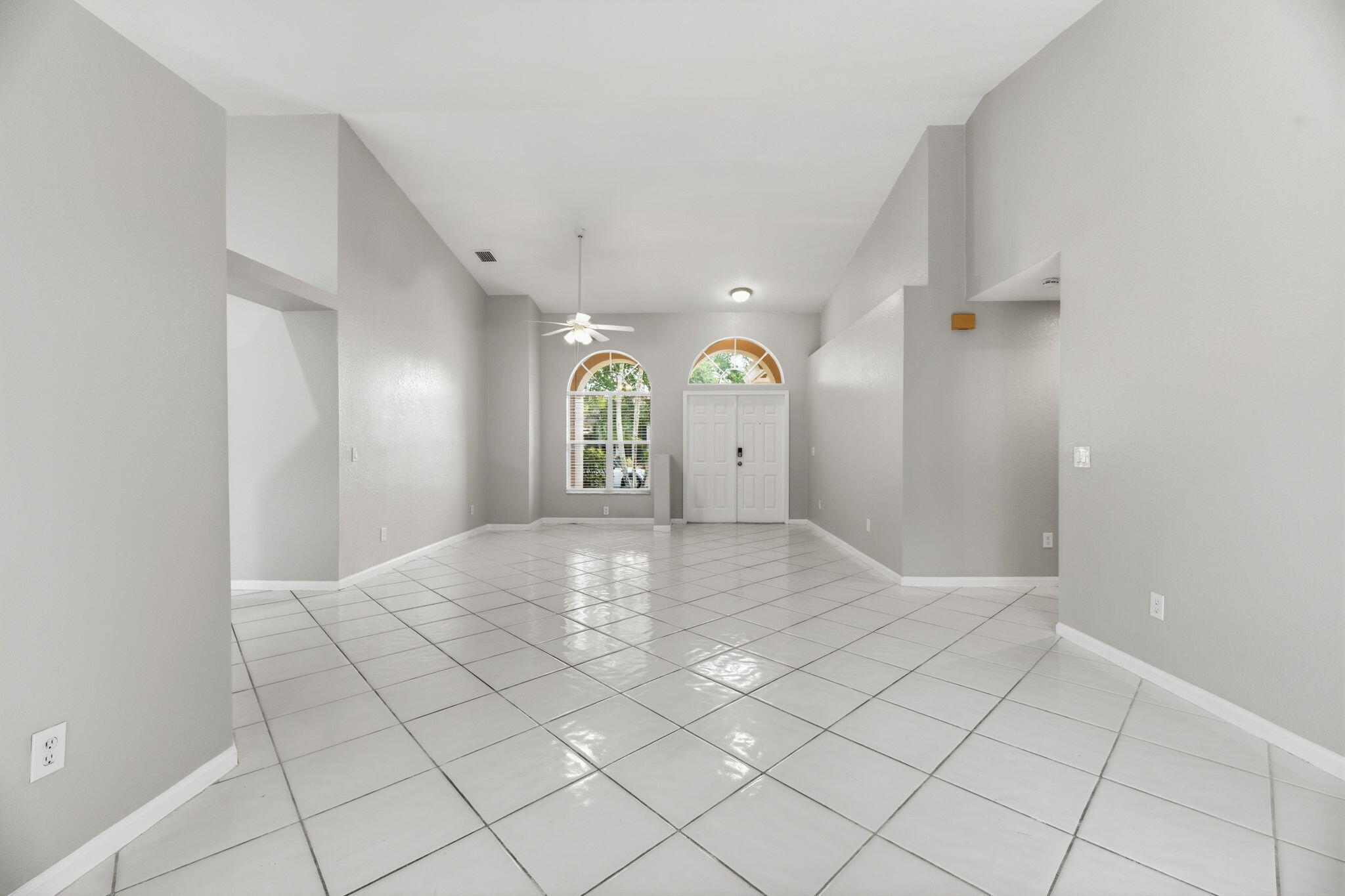 10316 NW 53rd Court