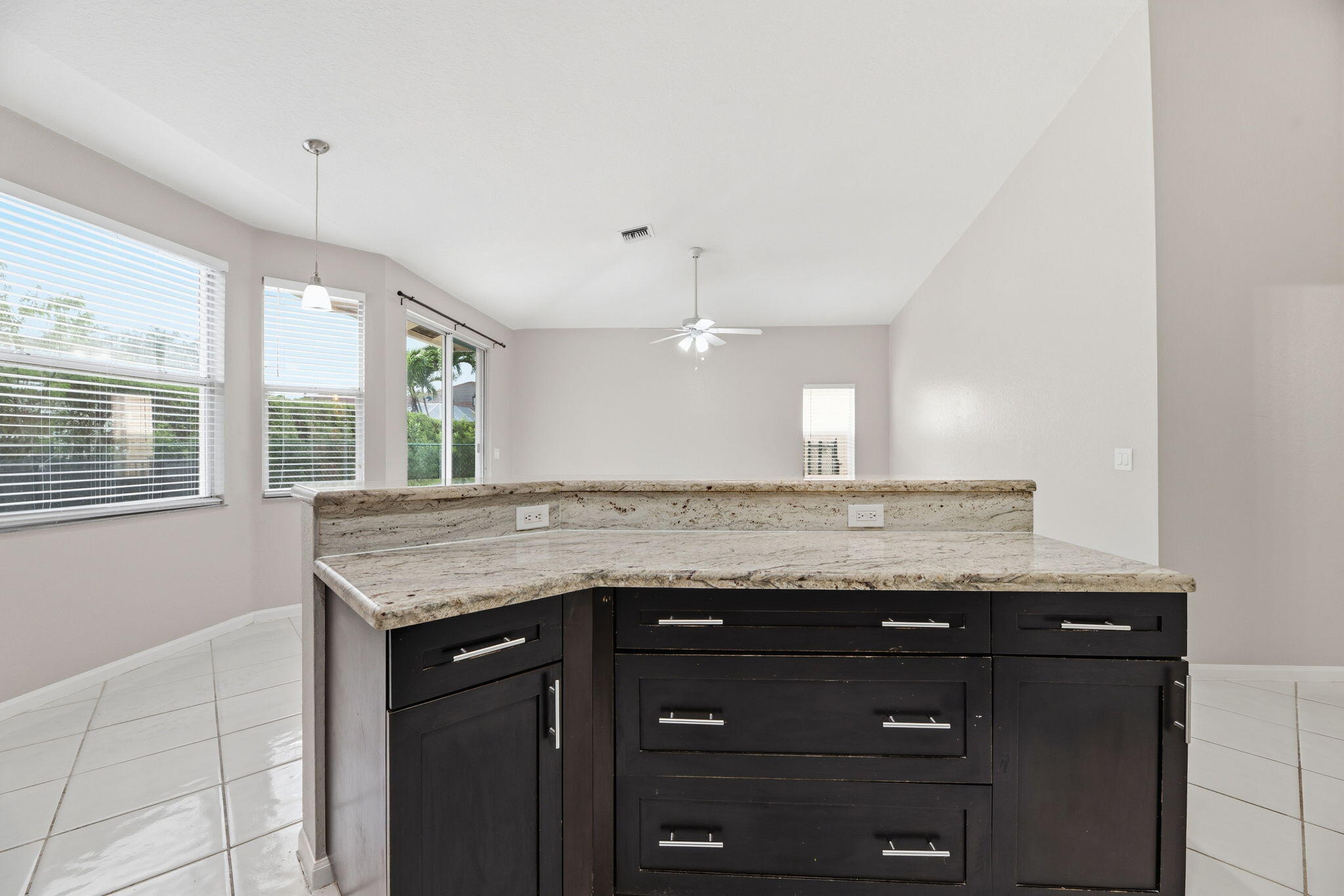 10316 NW 53rd Court