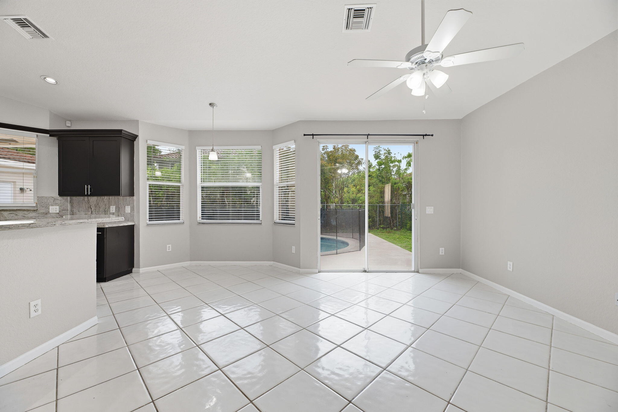 10316 NW 53rd Court