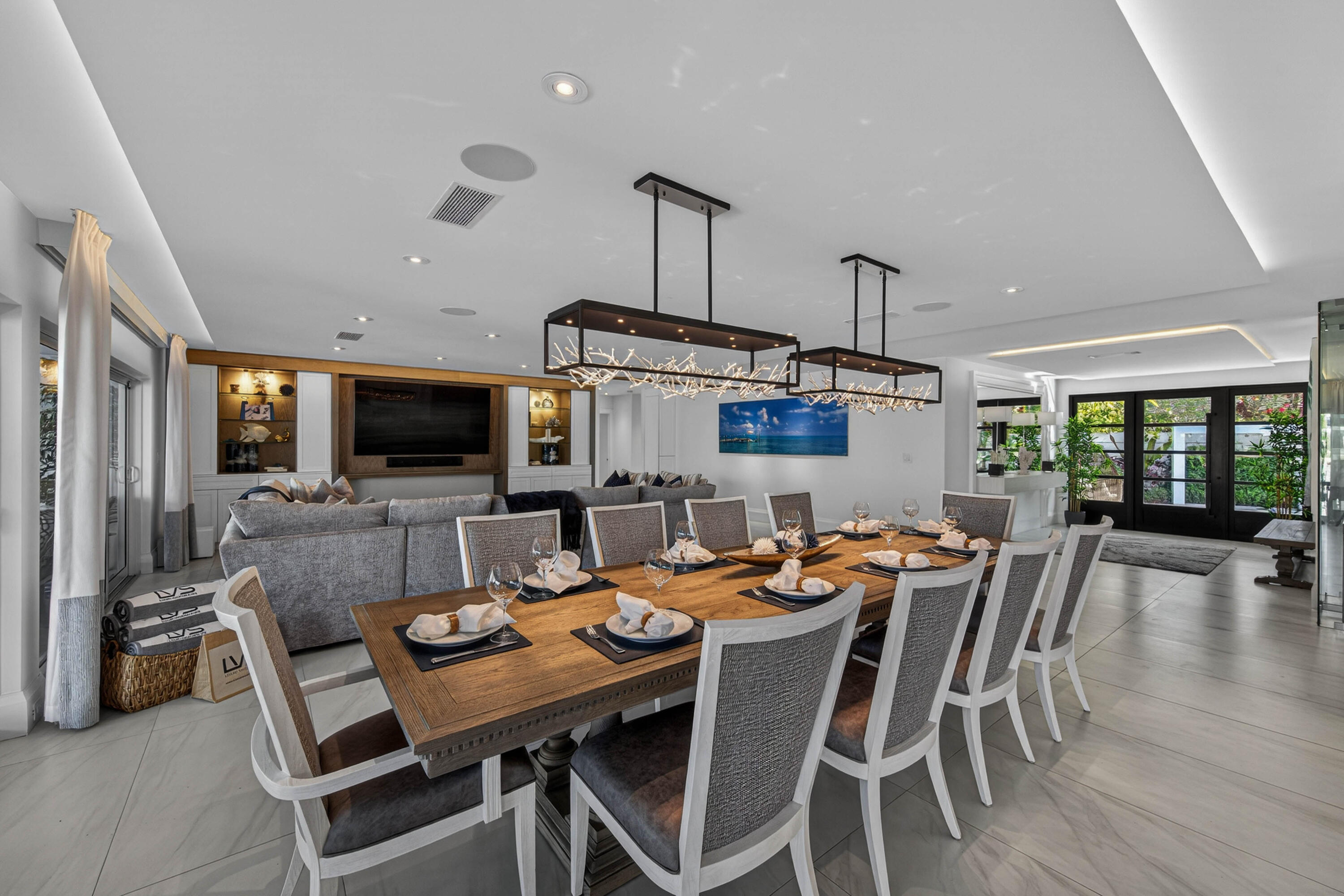 3109 NE 42nd Court