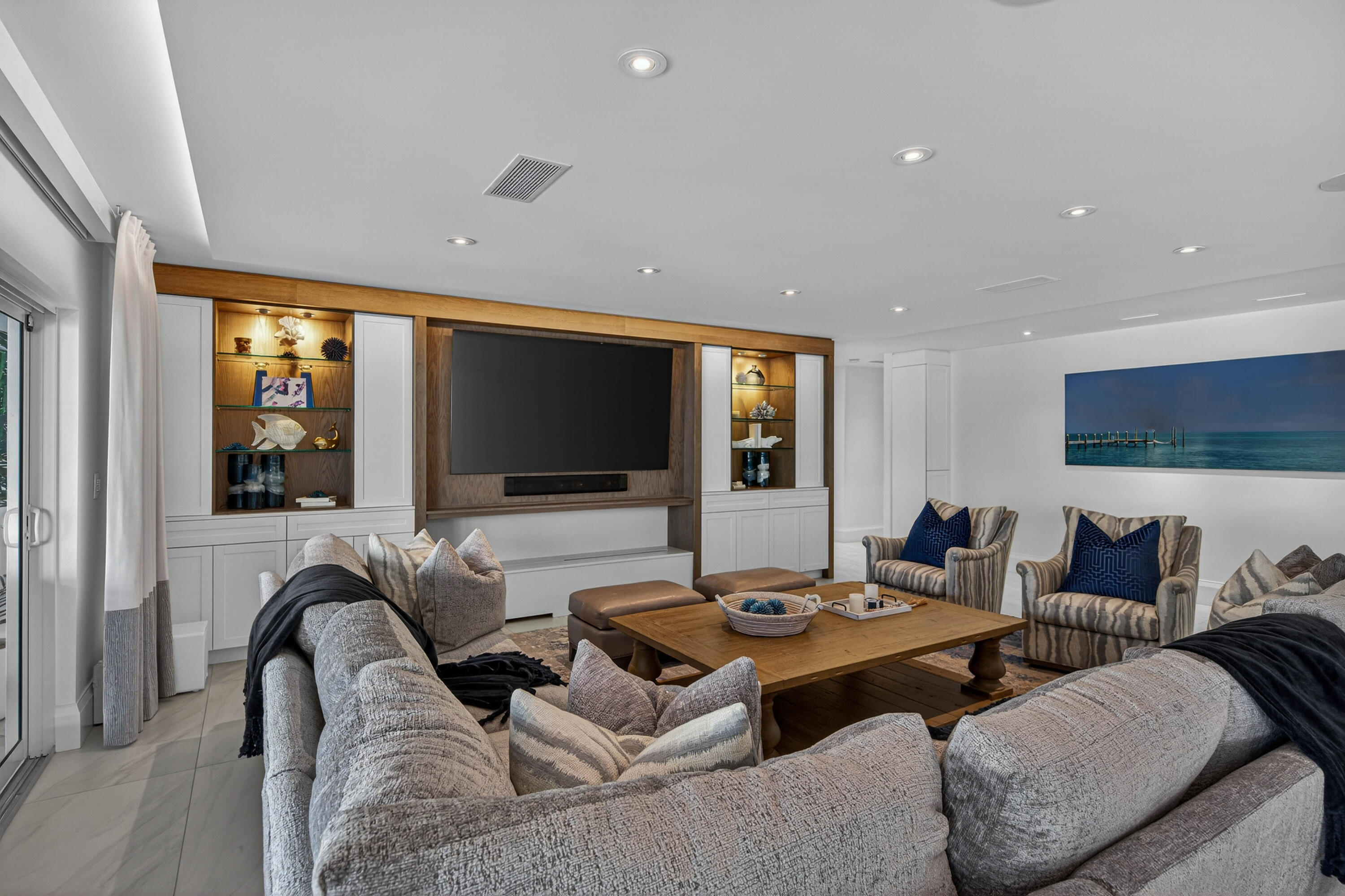 3109 NE 42nd Court