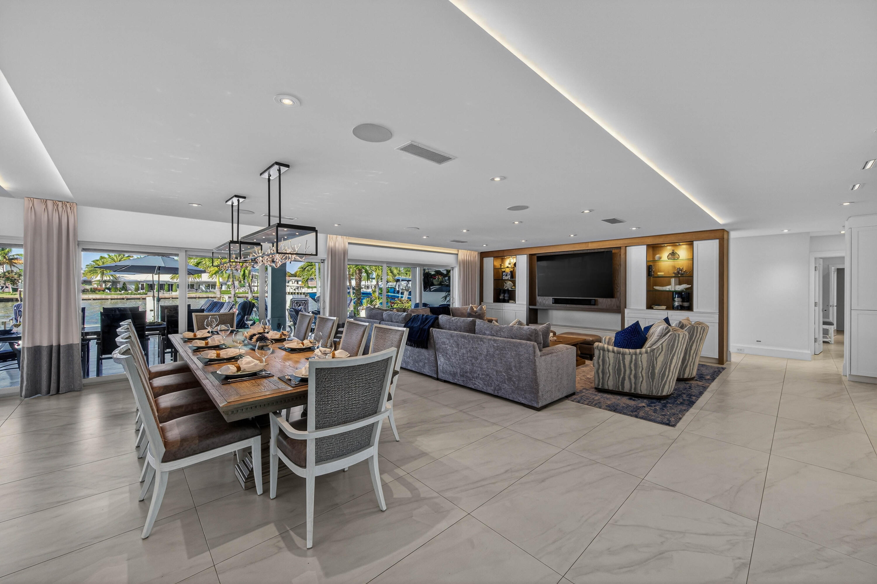 3109 NE 42nd Court