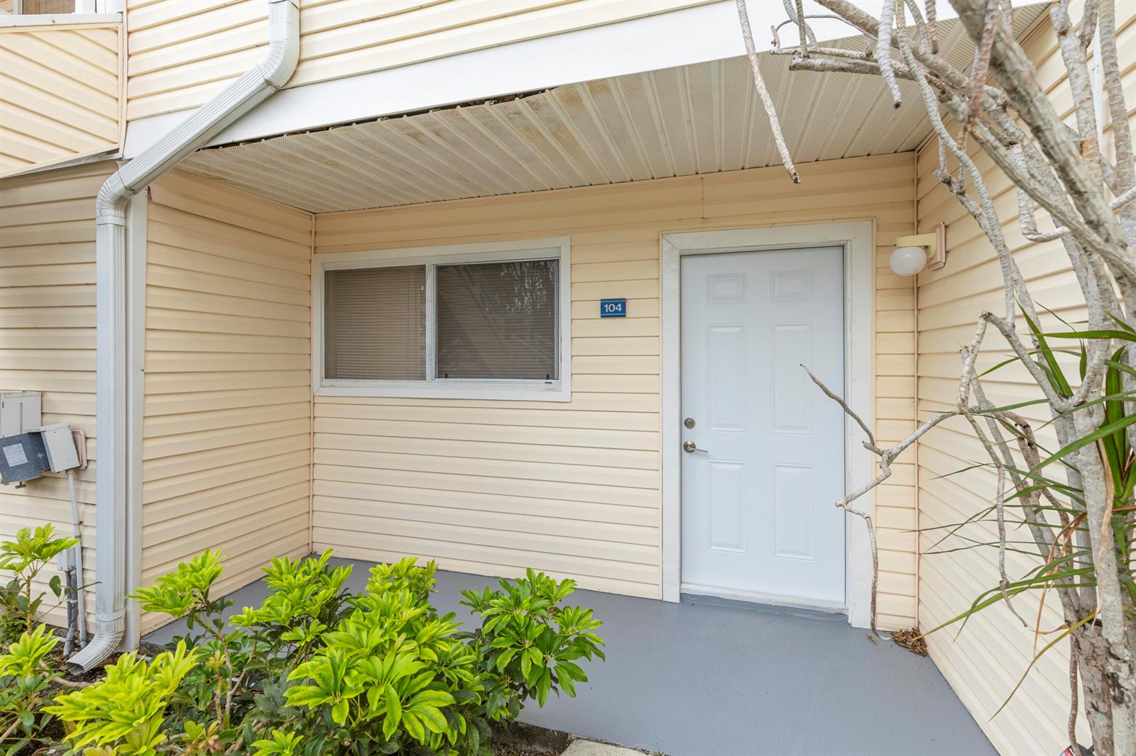 3469 NW 44th Street # 104
