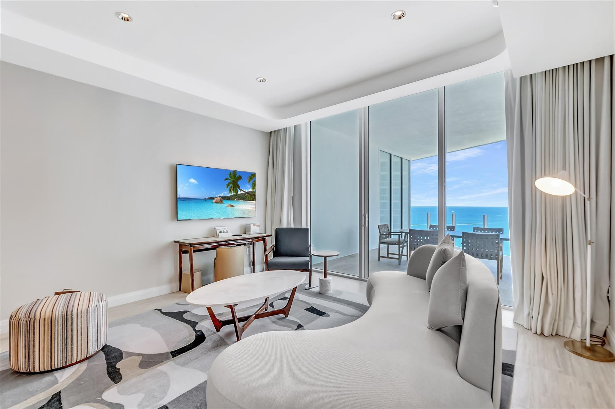 525 N Fort Lauderdale Beach Boulevard Unit: 1607