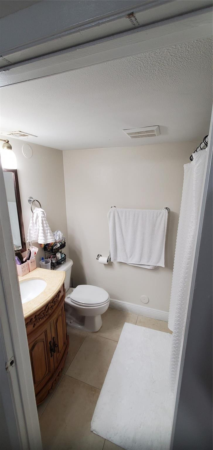 5646 Rock Island Road 198