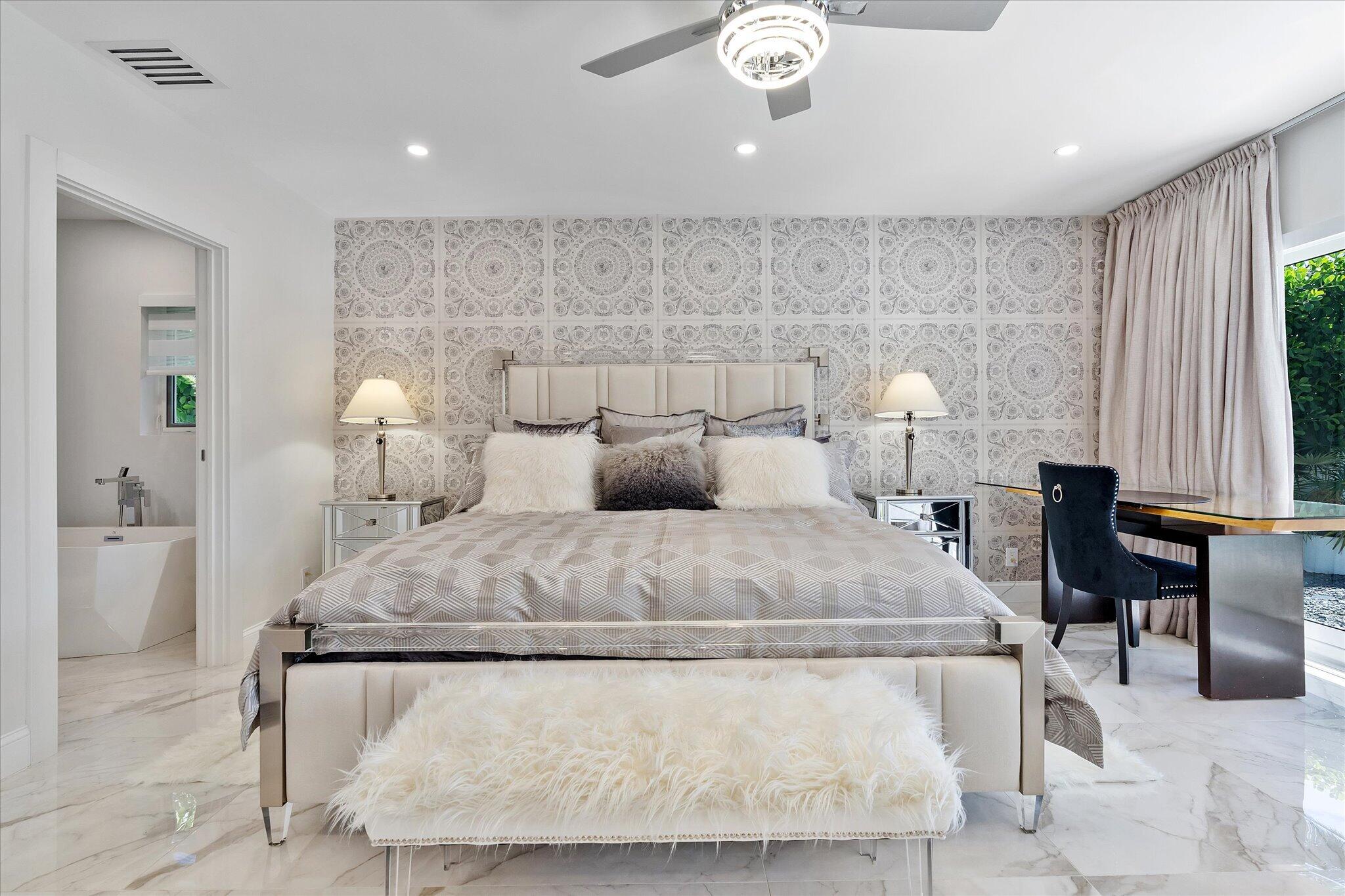 207 Royal Palm Drive