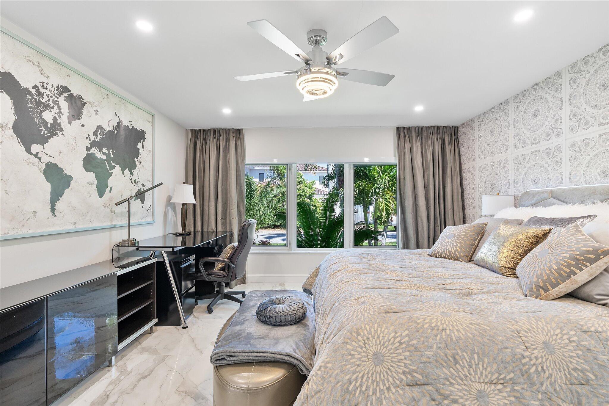 207 Royal Palm Drive