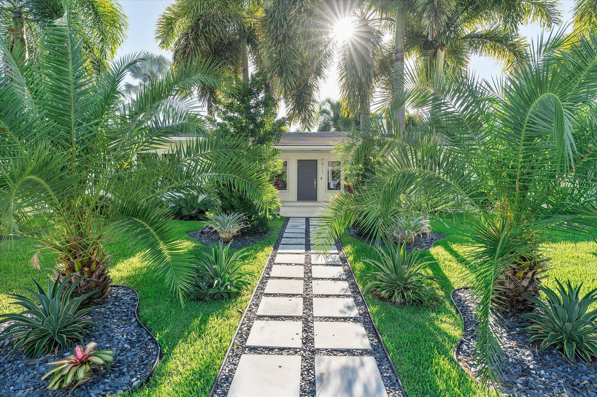 207 Royal Palm Drive