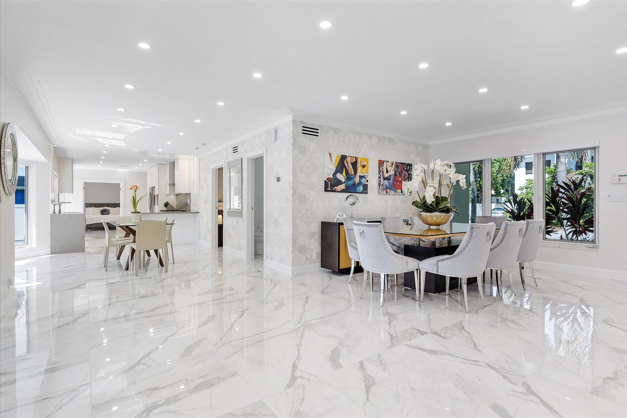 207 Royal Palm Drive
