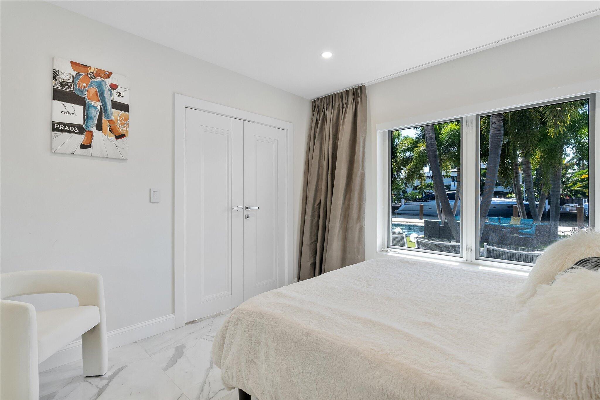 207 Royal Palm Drive