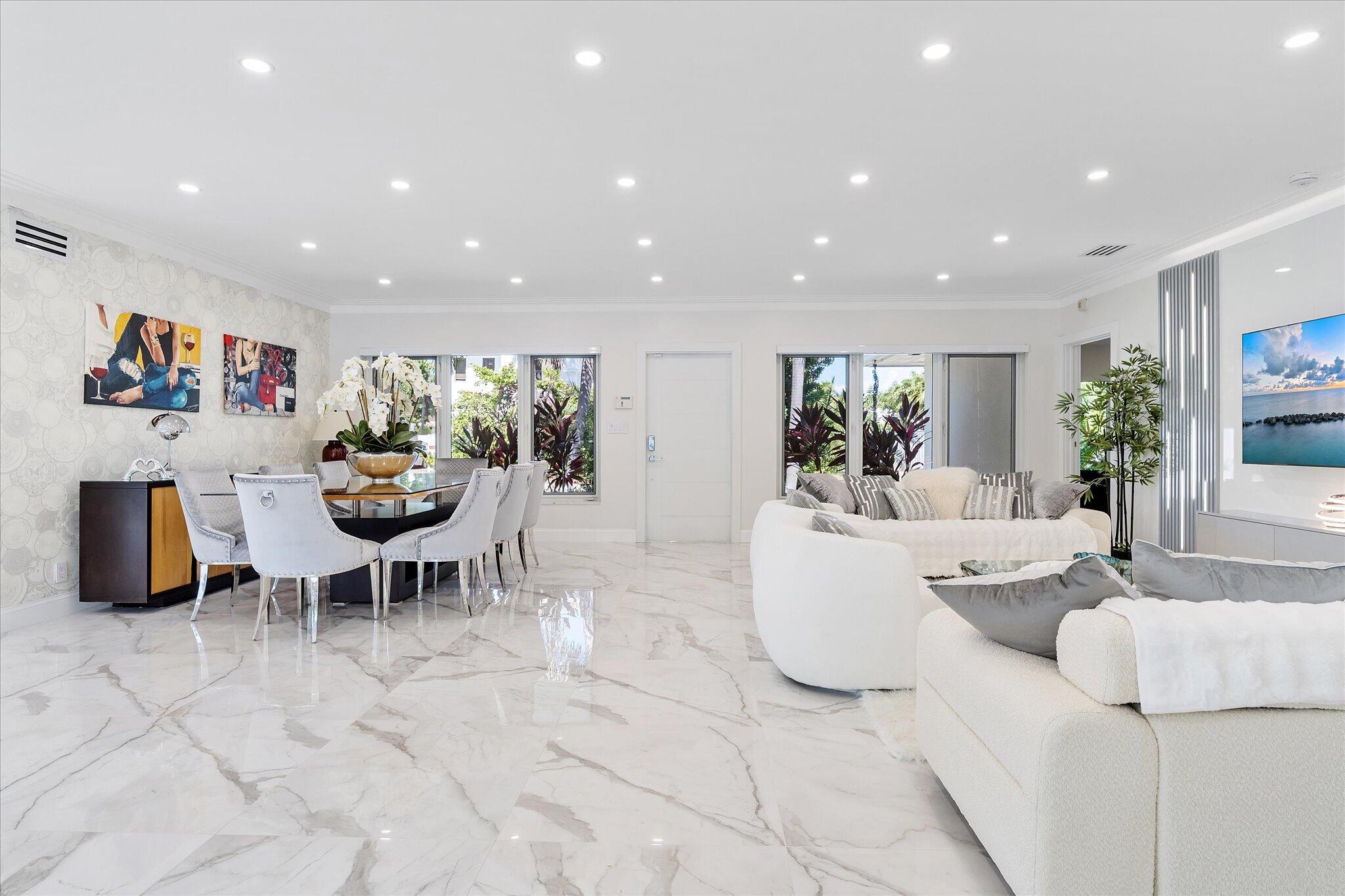 207 Royal Palm Drive