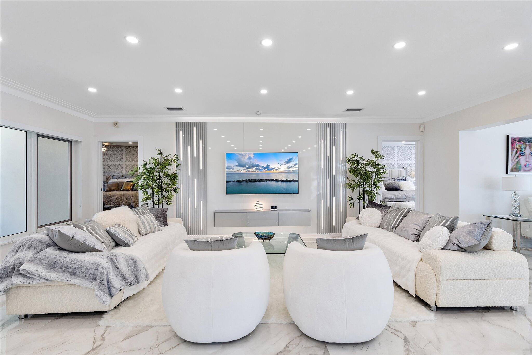 207 Royal Palm Drive