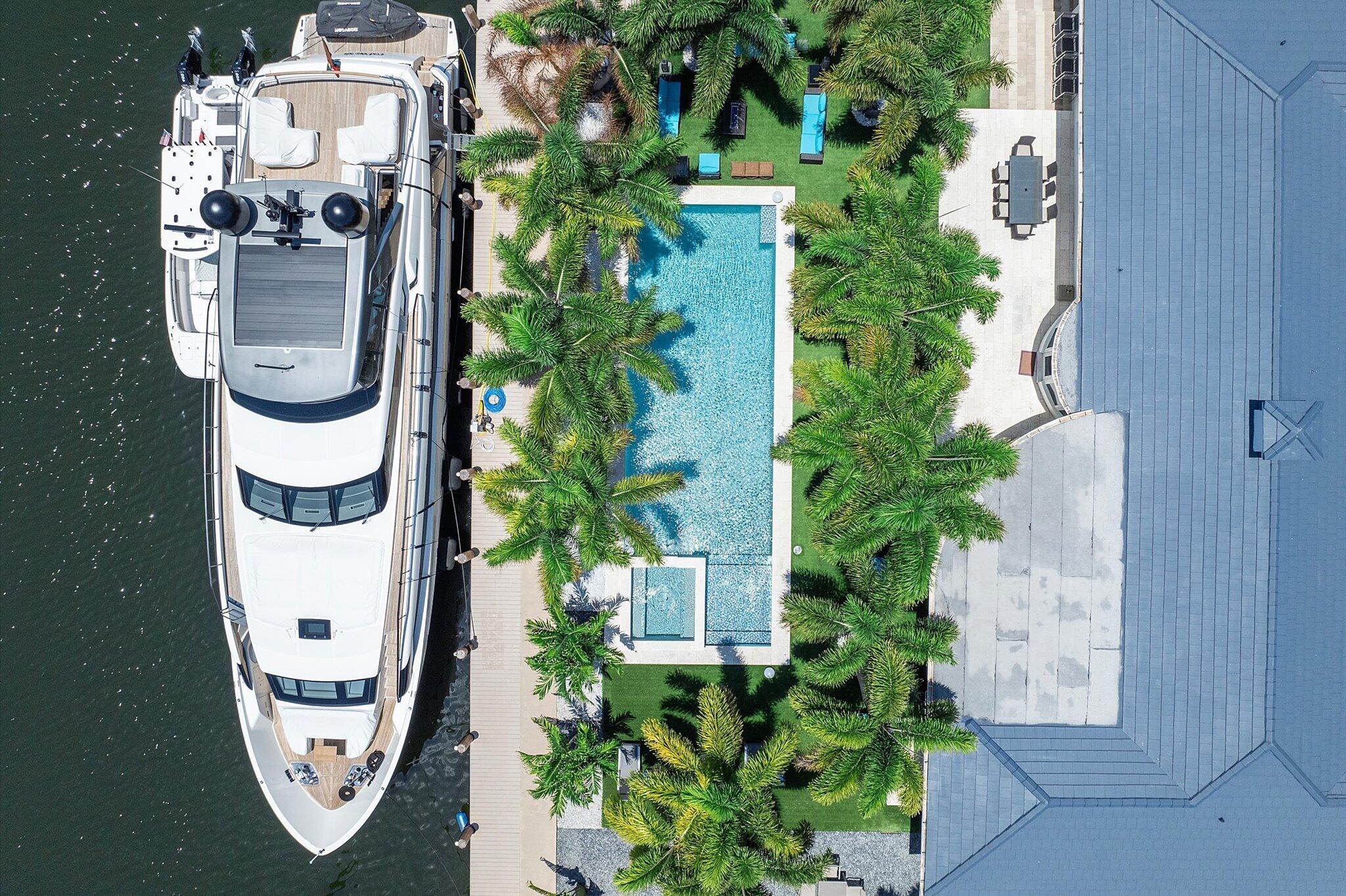 207 Royal Palm Drive