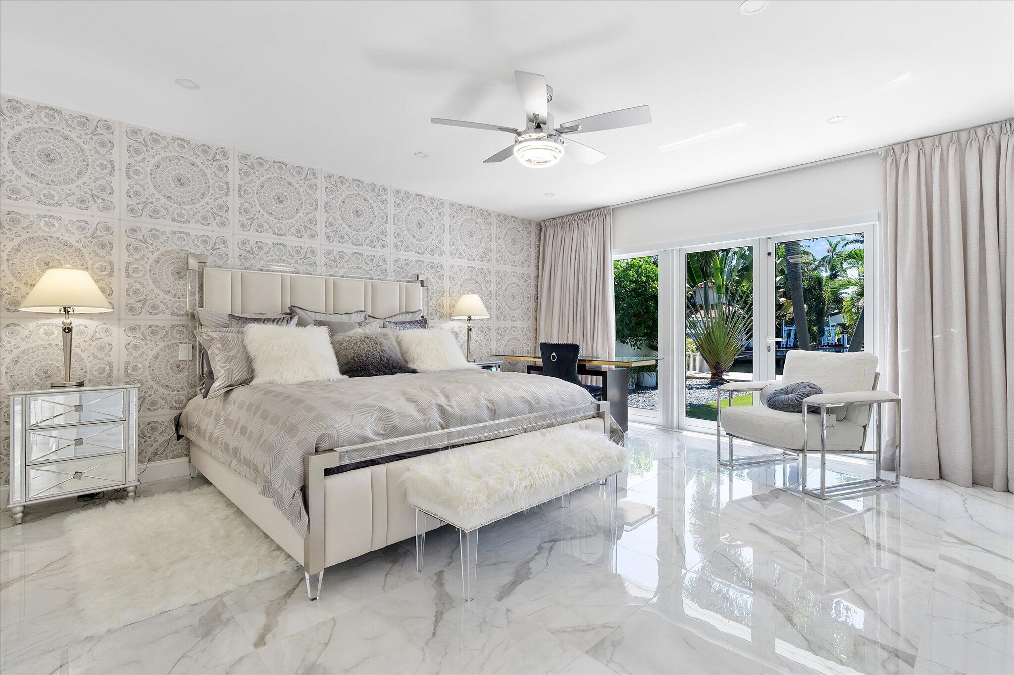 207 Royal Palm Drive