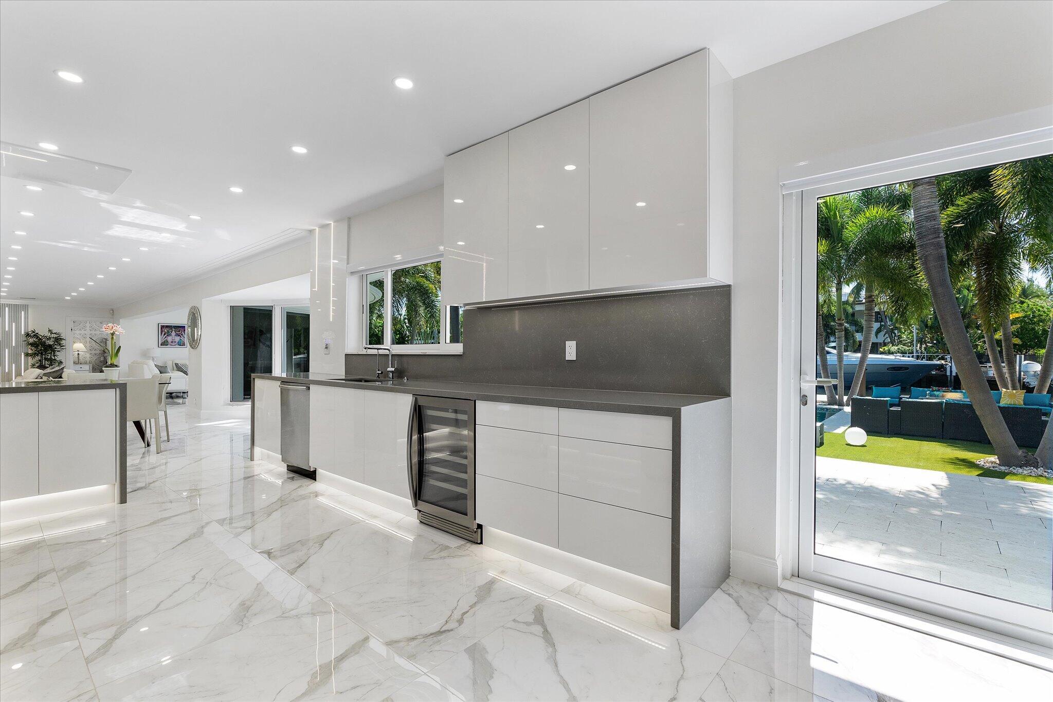 207 Royal Palm Drive