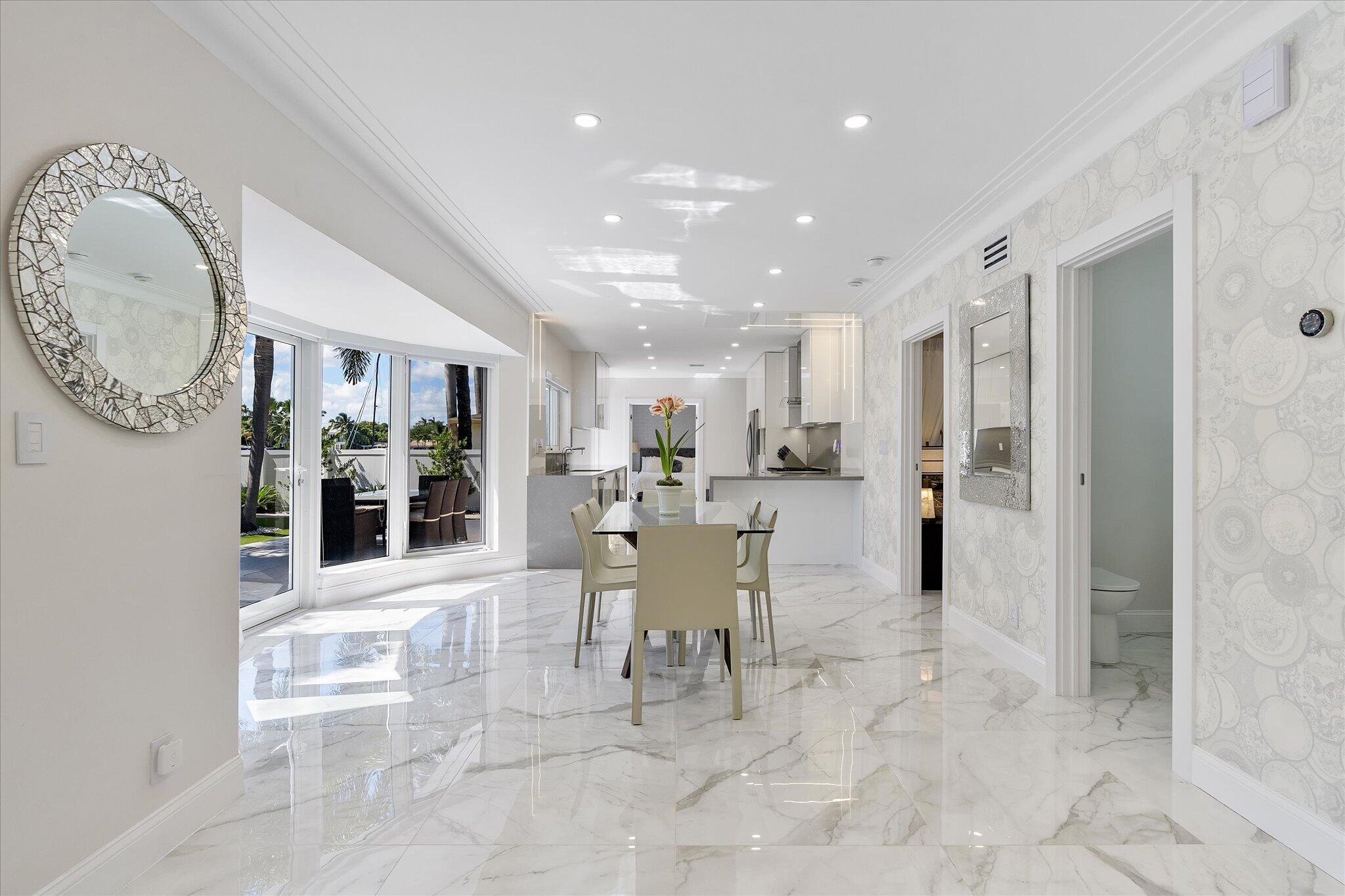 207 Royal Palm Drive
