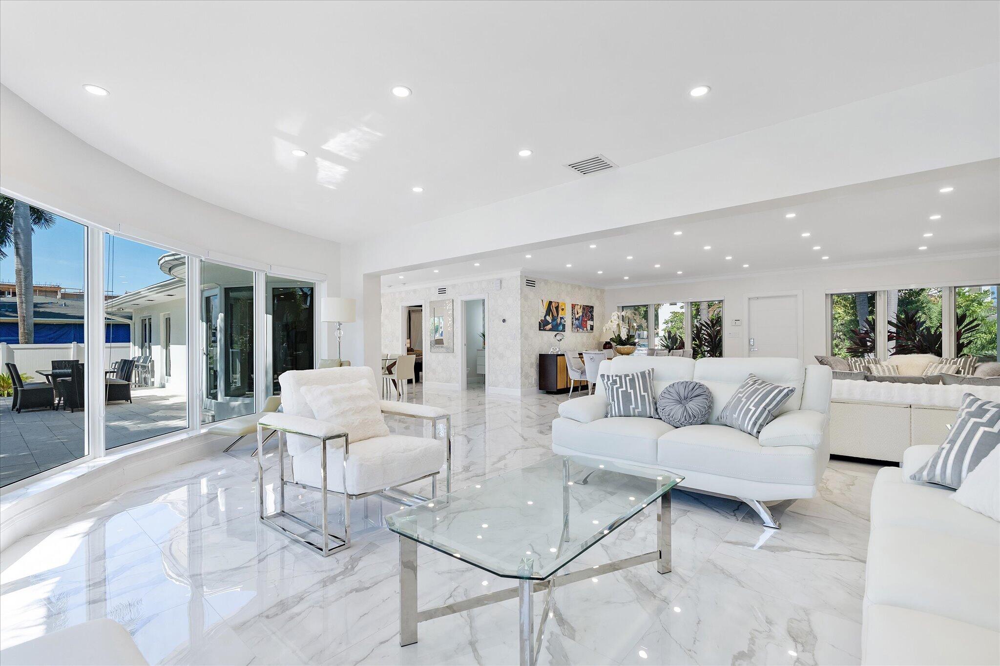 207 Royal Palm Drive