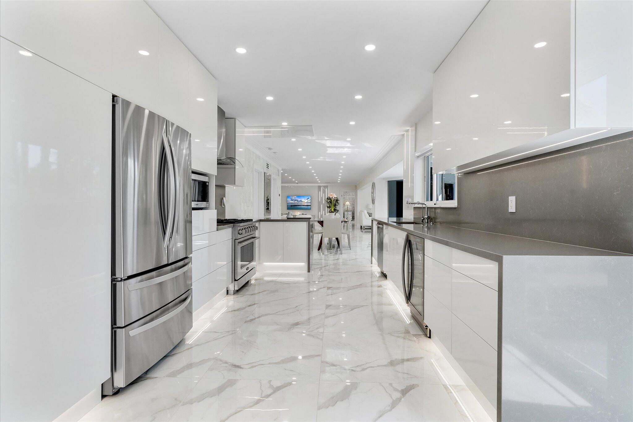 207 Royal Palm Drive