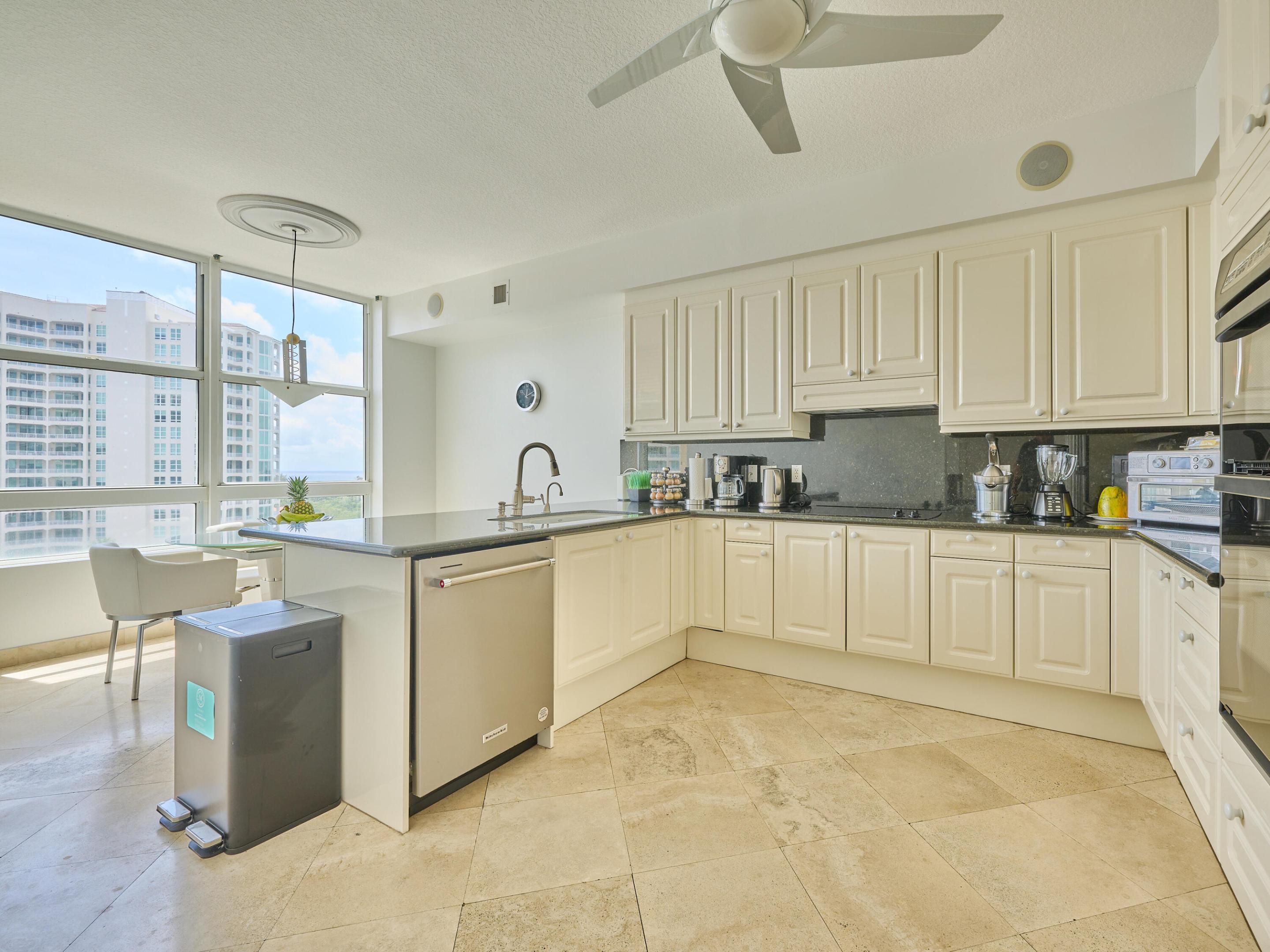 3720 S Ocean Boulevard 907
