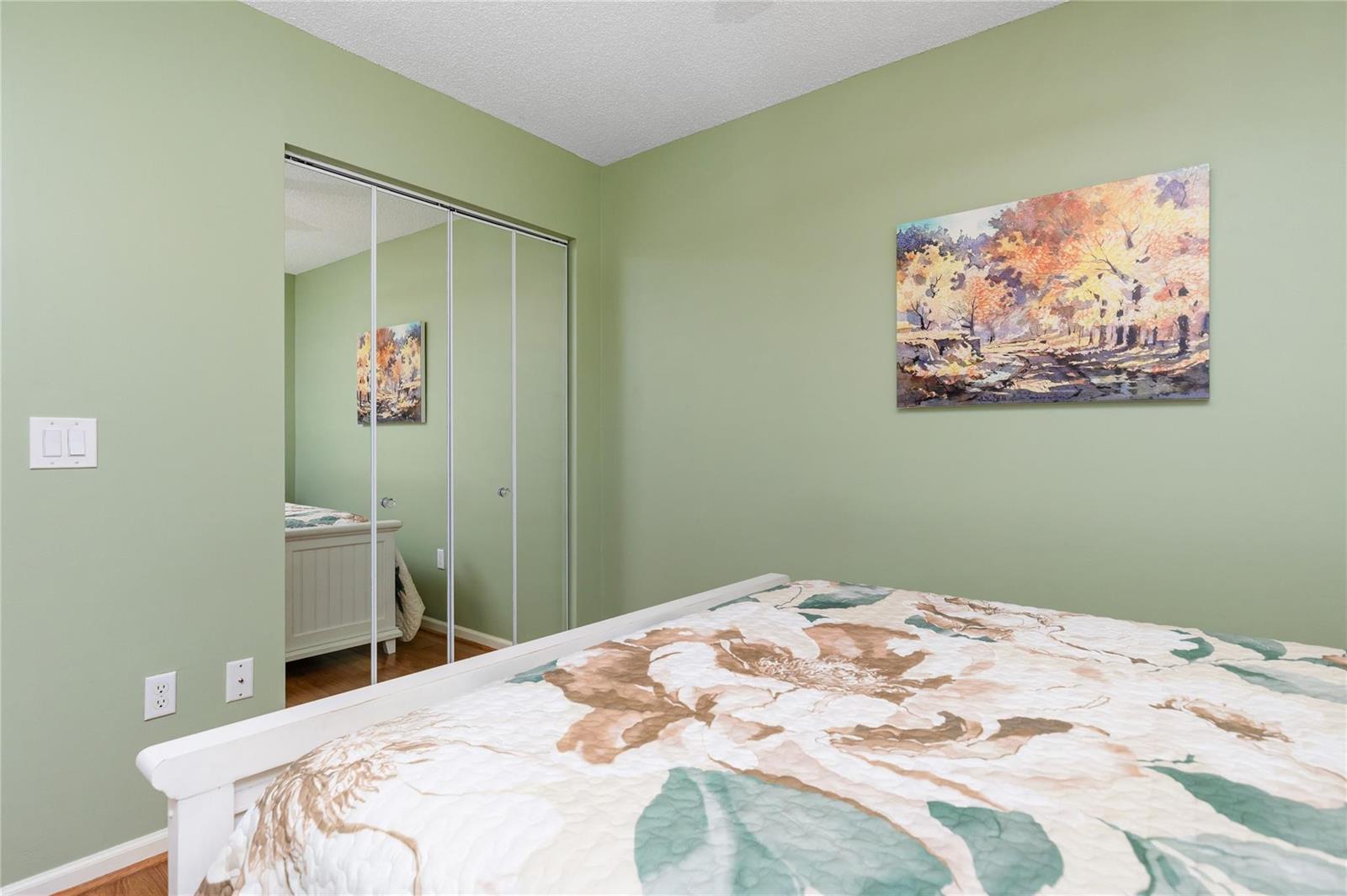 6660 NW 75th Place