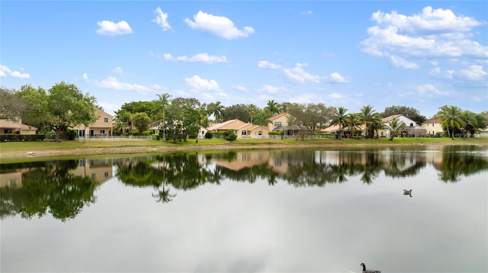 6660 NW 75th Place