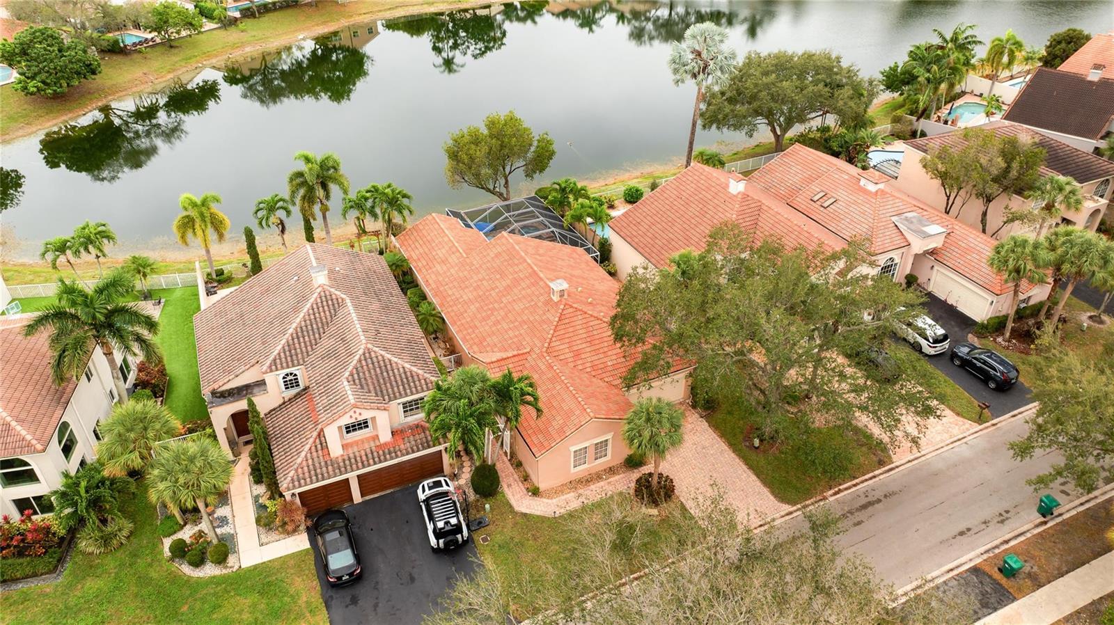 6660 NW 75th Place