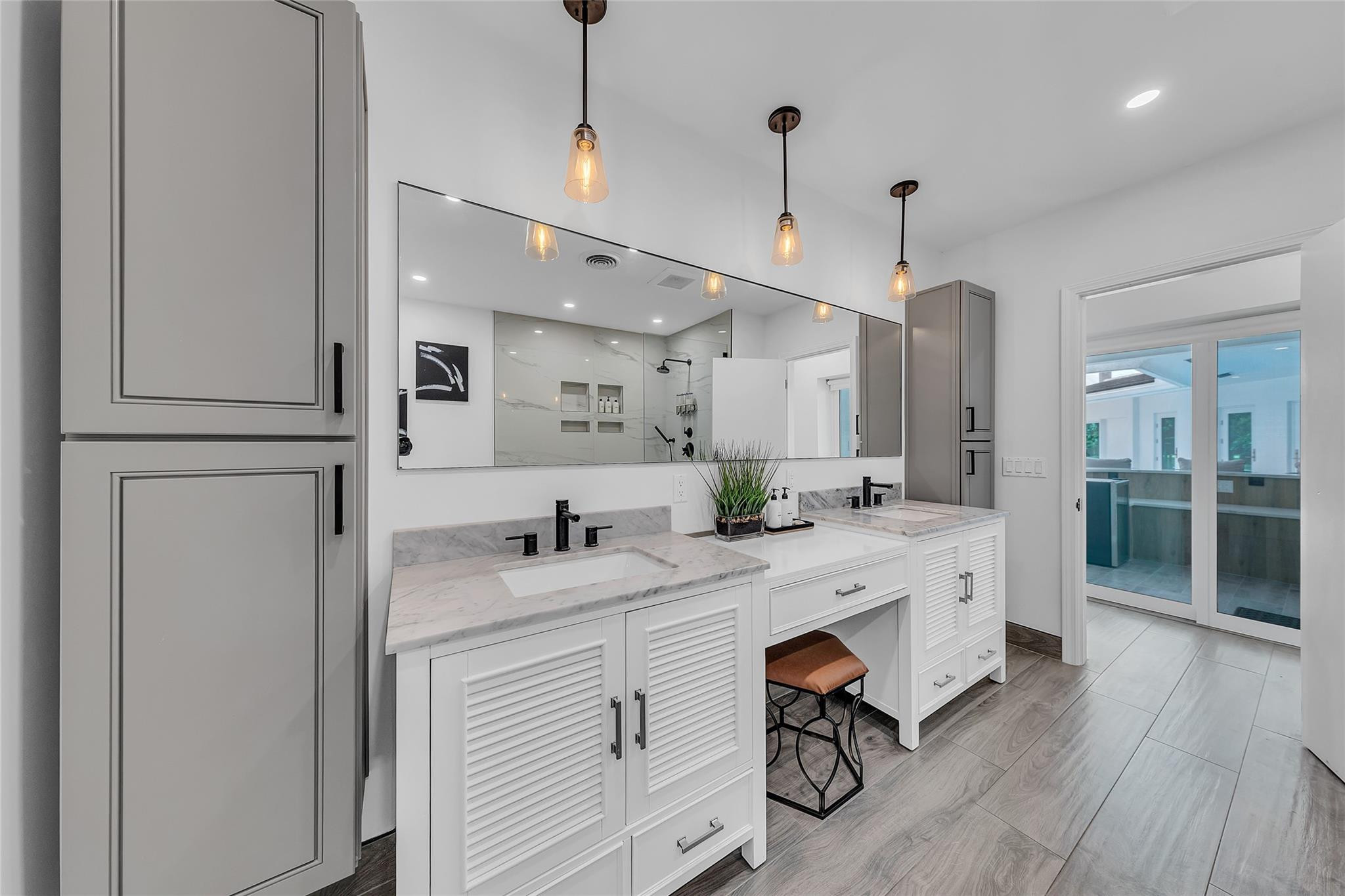 3108 NE 42nd Court