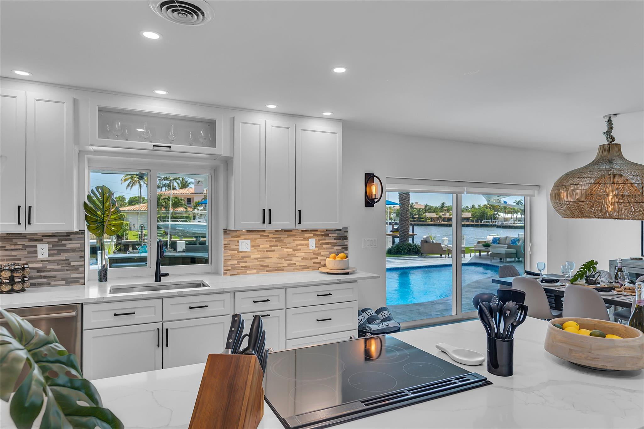 3108 NE 42nd Court