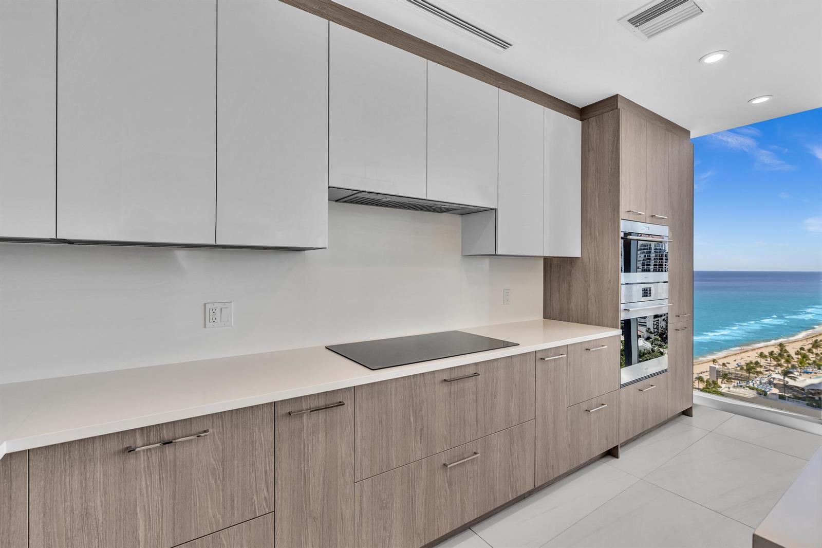 151 N Seabreeze Boulevard # 1902