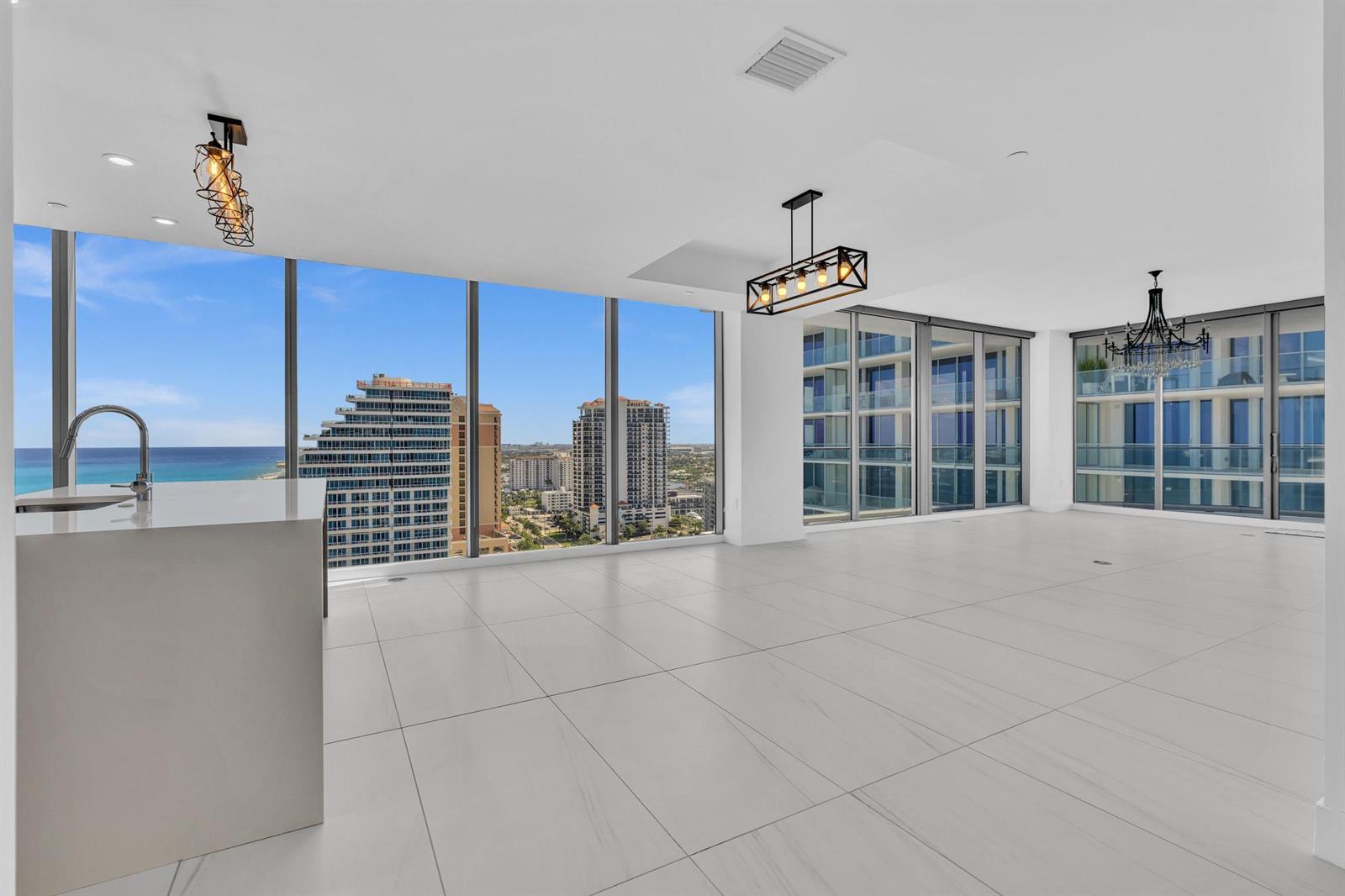 151 N Seabreeze Boulevard # 1902