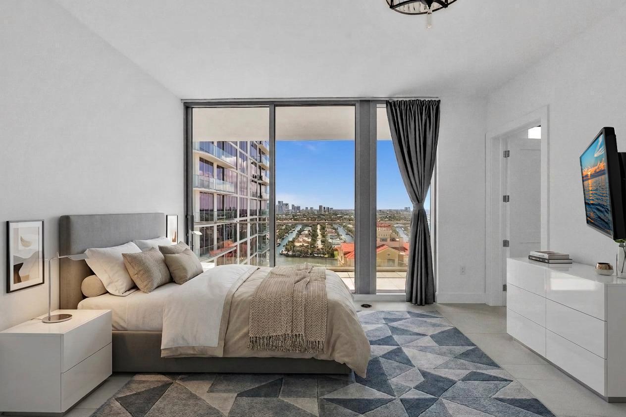 151 N Seabreeze Boulevard # 1902