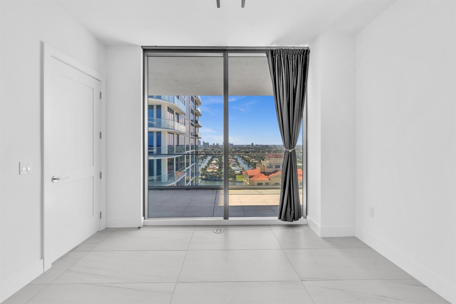 151 N Seabreeze Boulevard # 1902