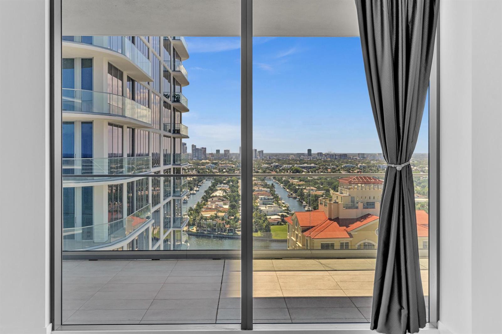 151 N Seabreeze Boulevard # 1902