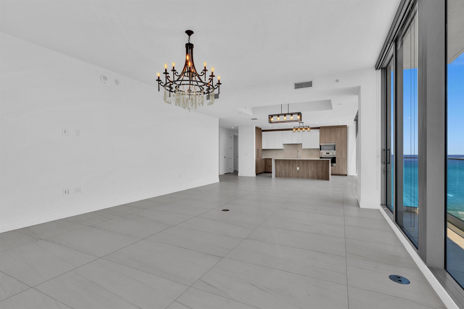151 N Seabreeze Boulevard # 1902