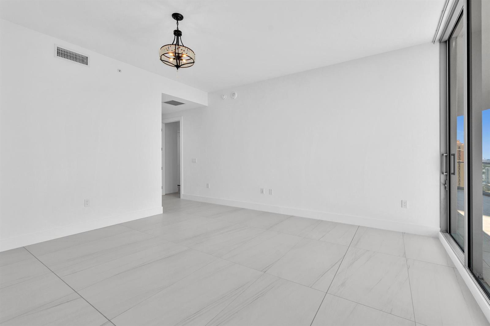 151 N Seabreeze Boulevard # 1902