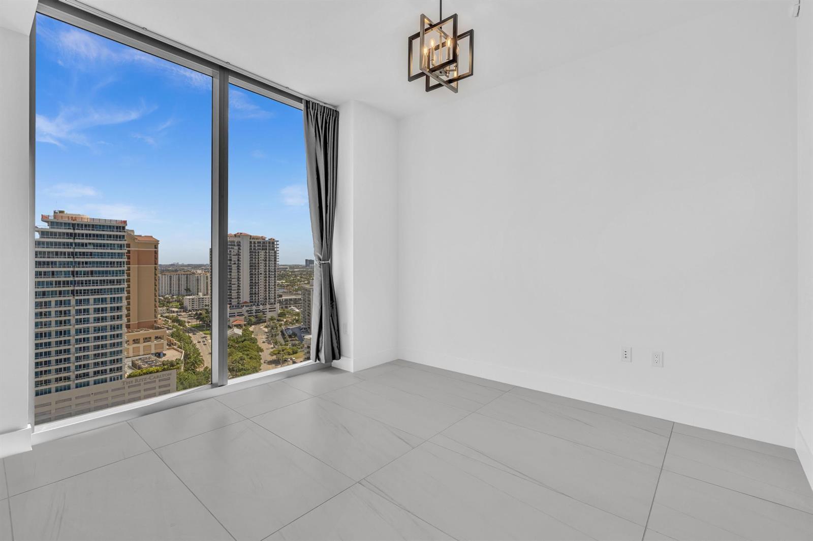 151 N Seabreeze Boulevard # 1902