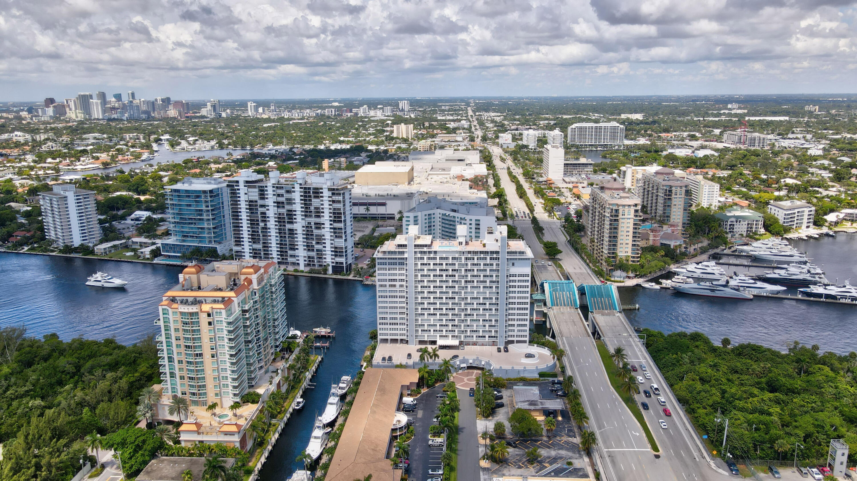 2800 E Sunrise Boulevard 4c
