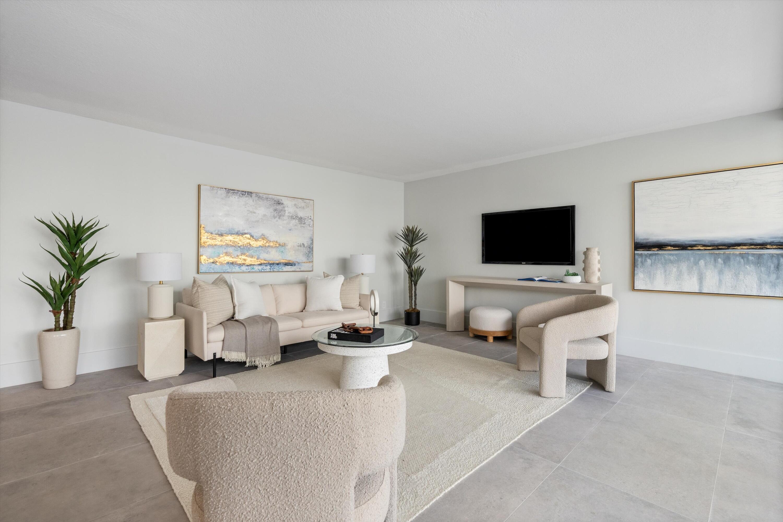 2800 E Sunrise Boulevard 4c