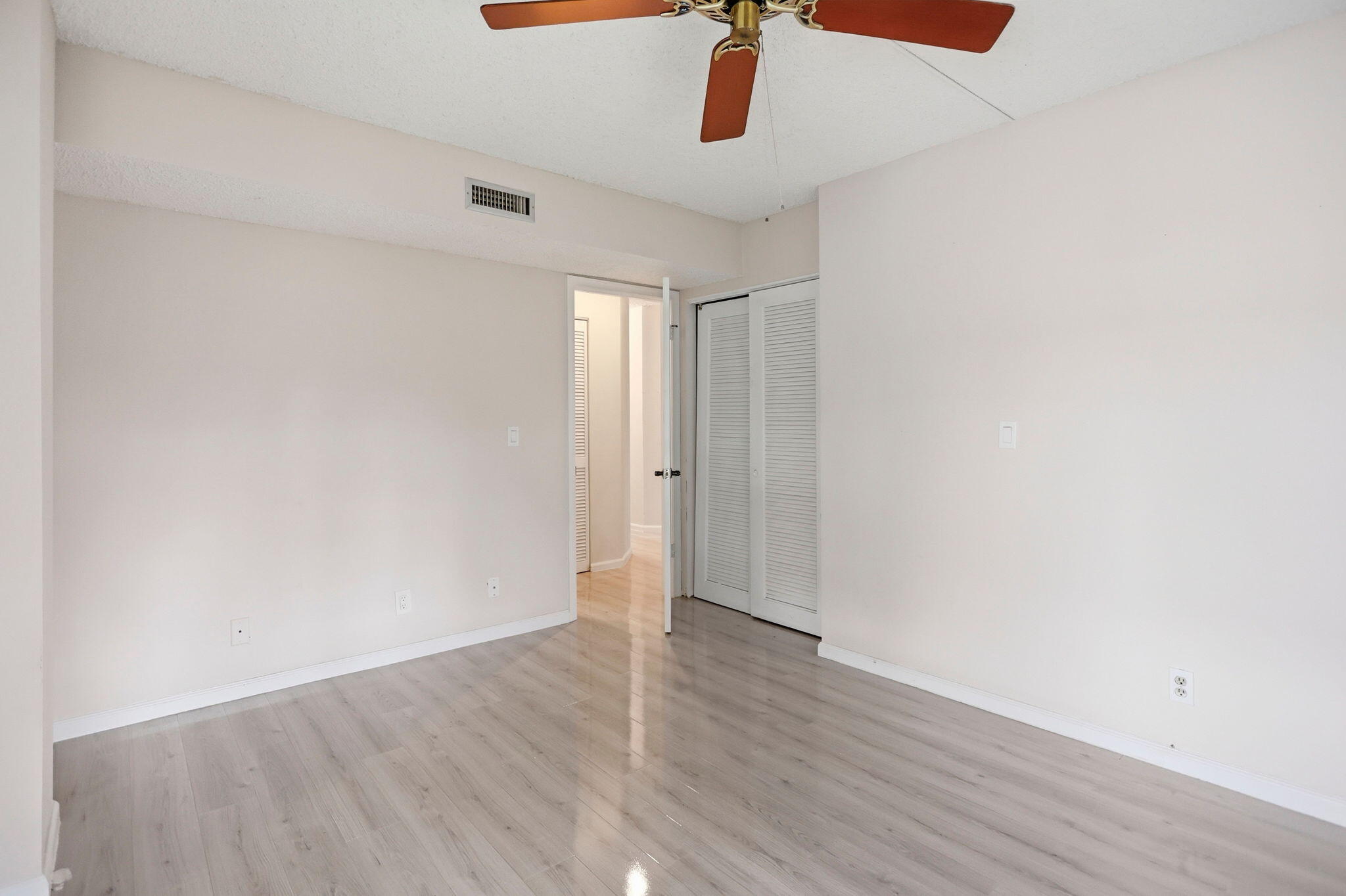 10110 Cedar Point Boulevard 206