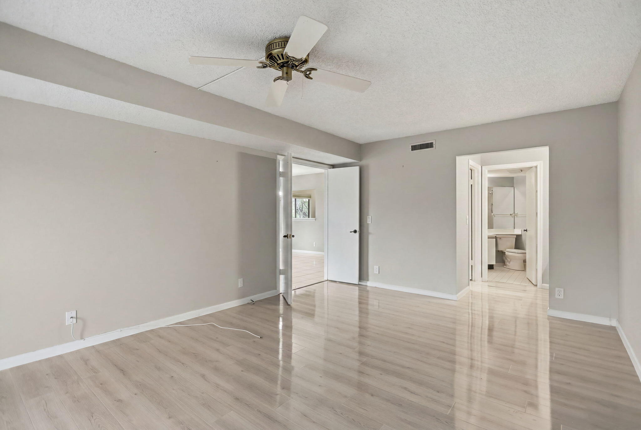 10110 Cedar Point Boulevard 206