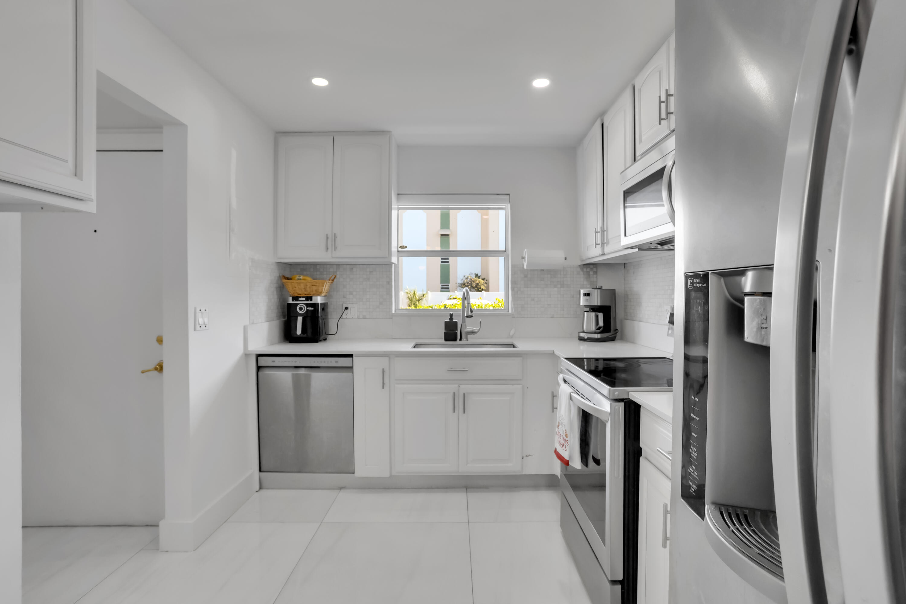 700 SE 6th Avenue 107