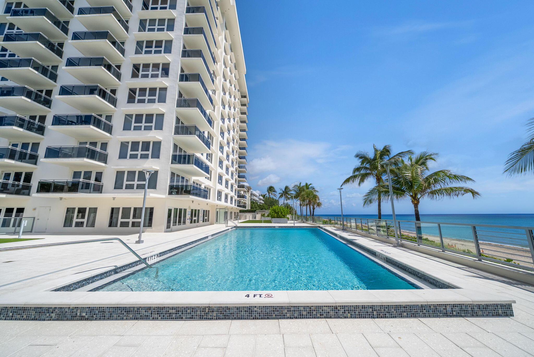 2066 N OCEAN Boulevard 2NE