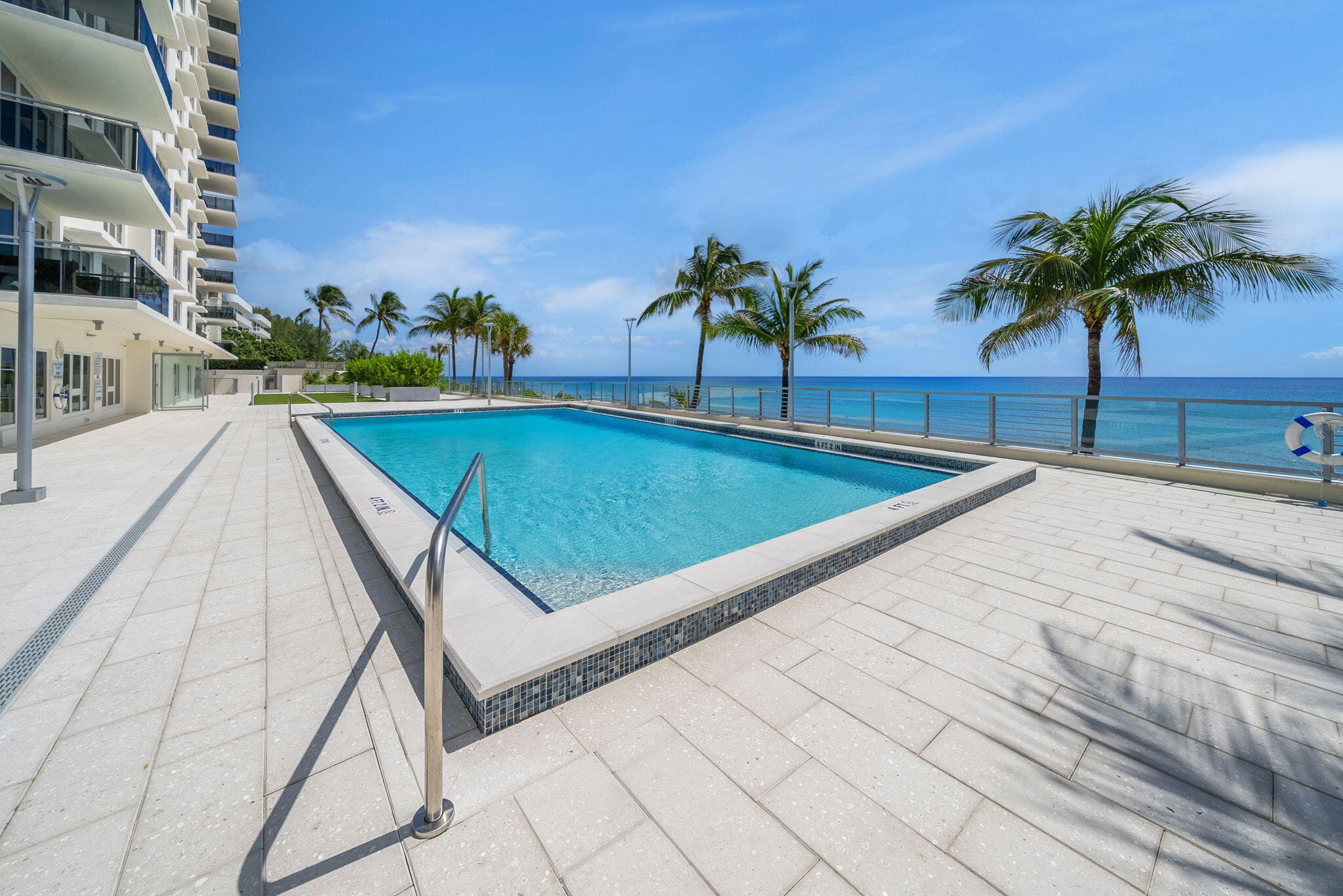 2066 N OCEAN Boulevard 2NE