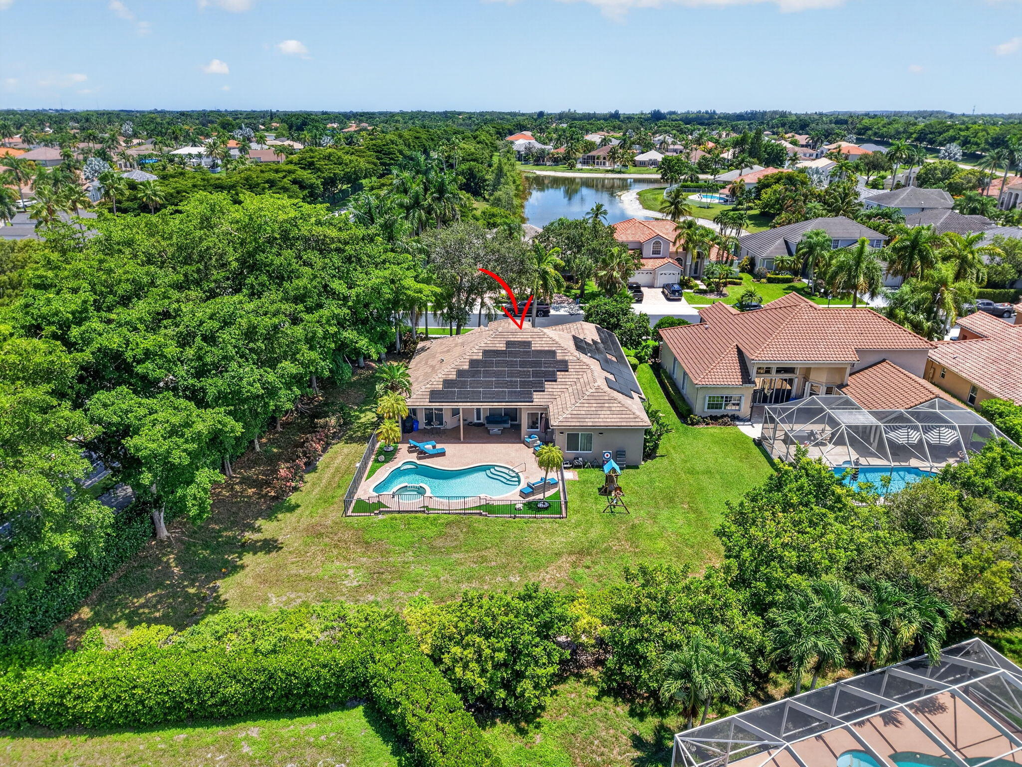 21633 Lynhurst Way