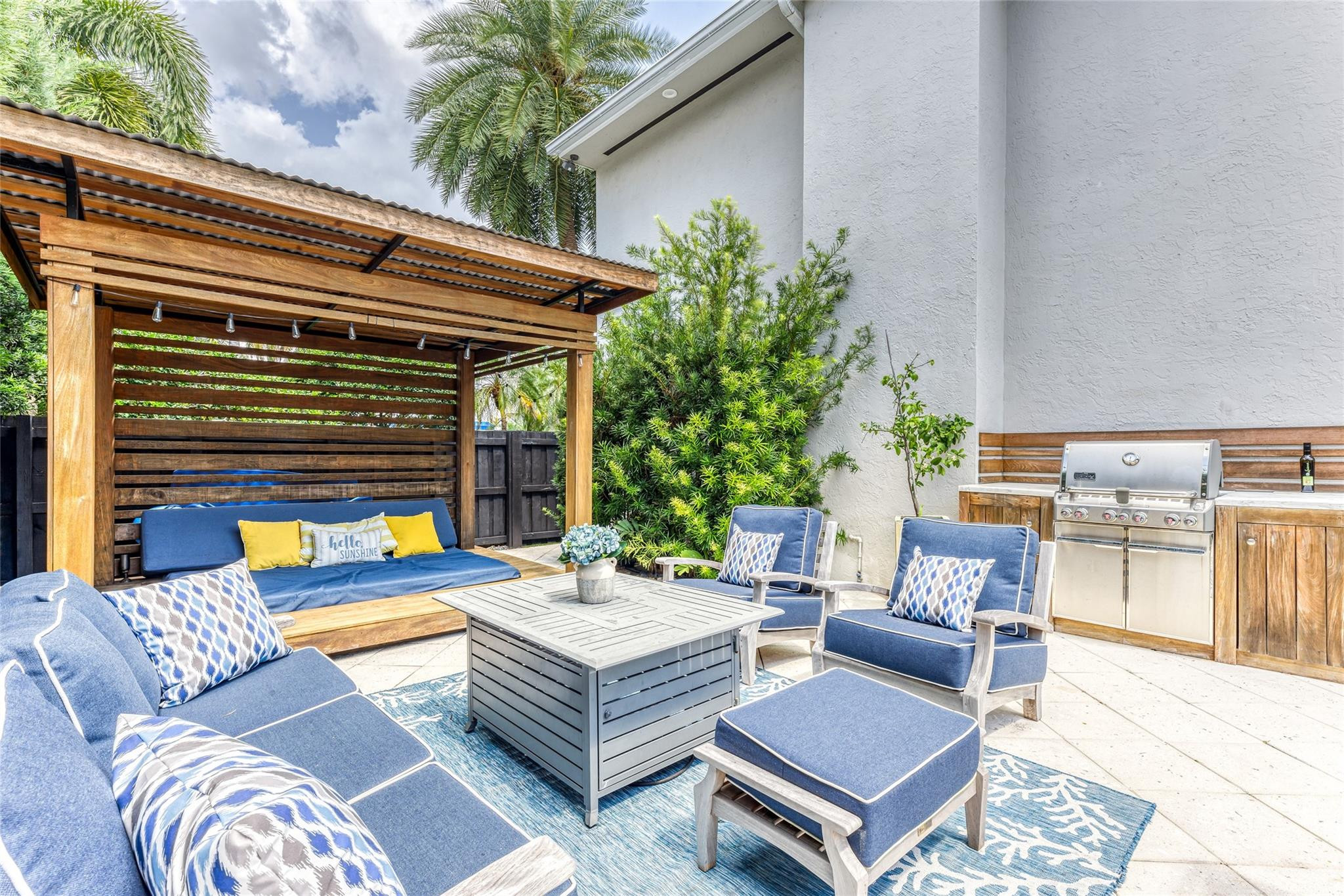 524 Poinciana Drive