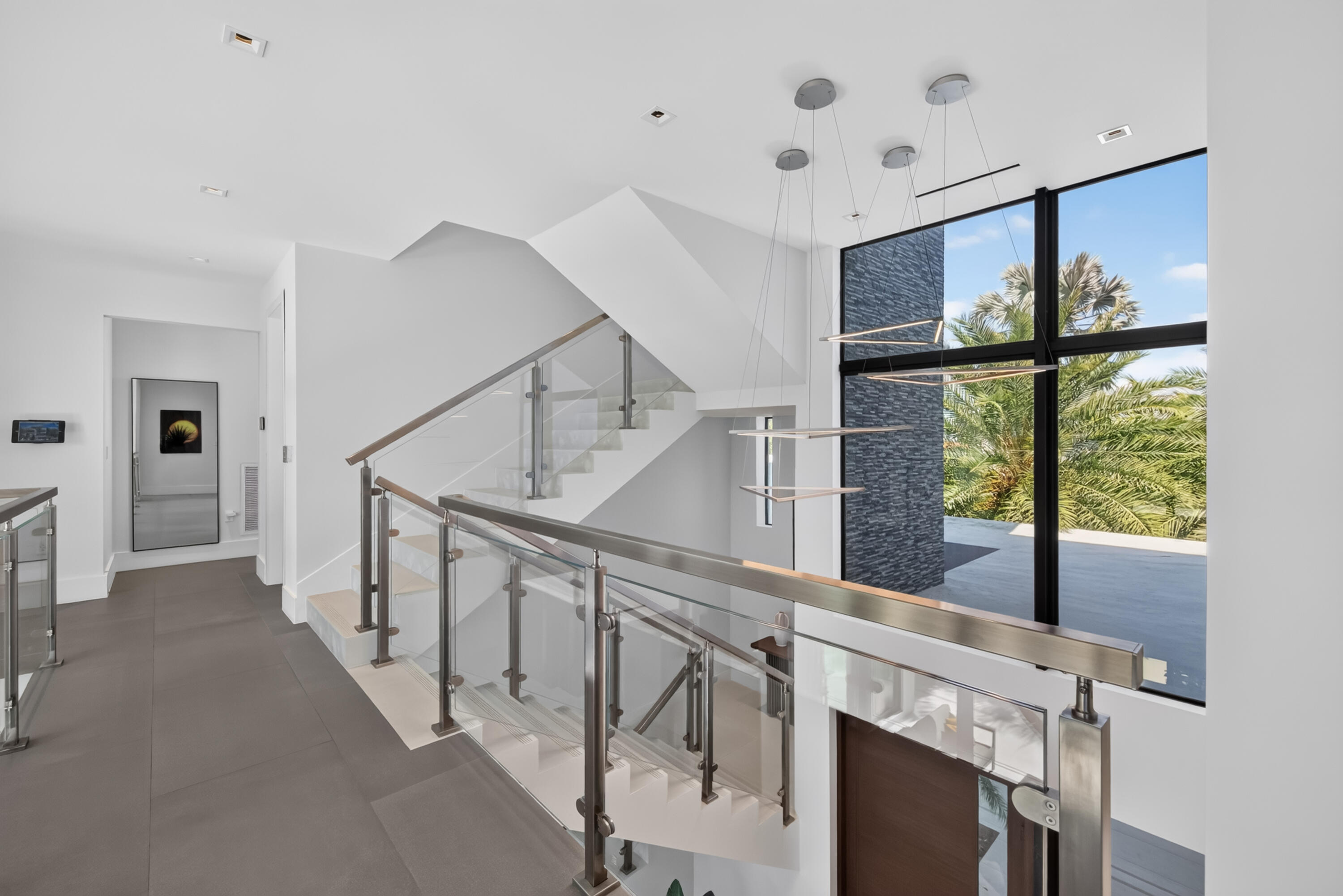 1736 SE 14TH Street