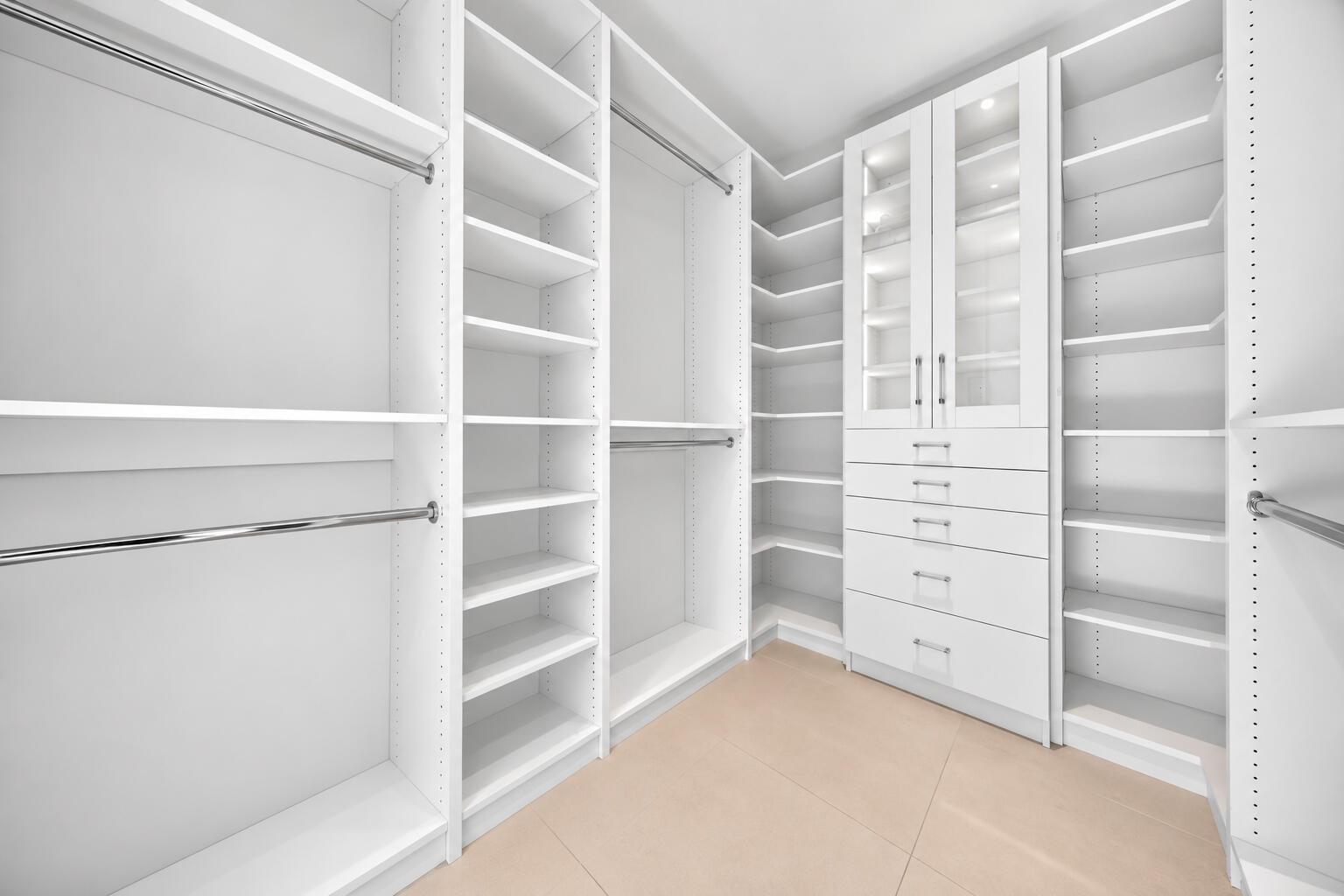1736 SE 14TH Street