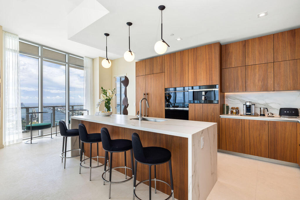 1400 Biscayne Boulevard 5104