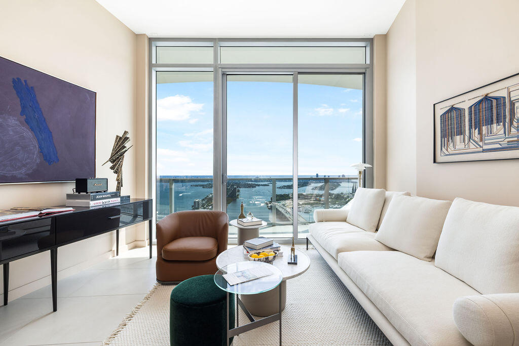1400 BISCAYNE Boulevard 5103