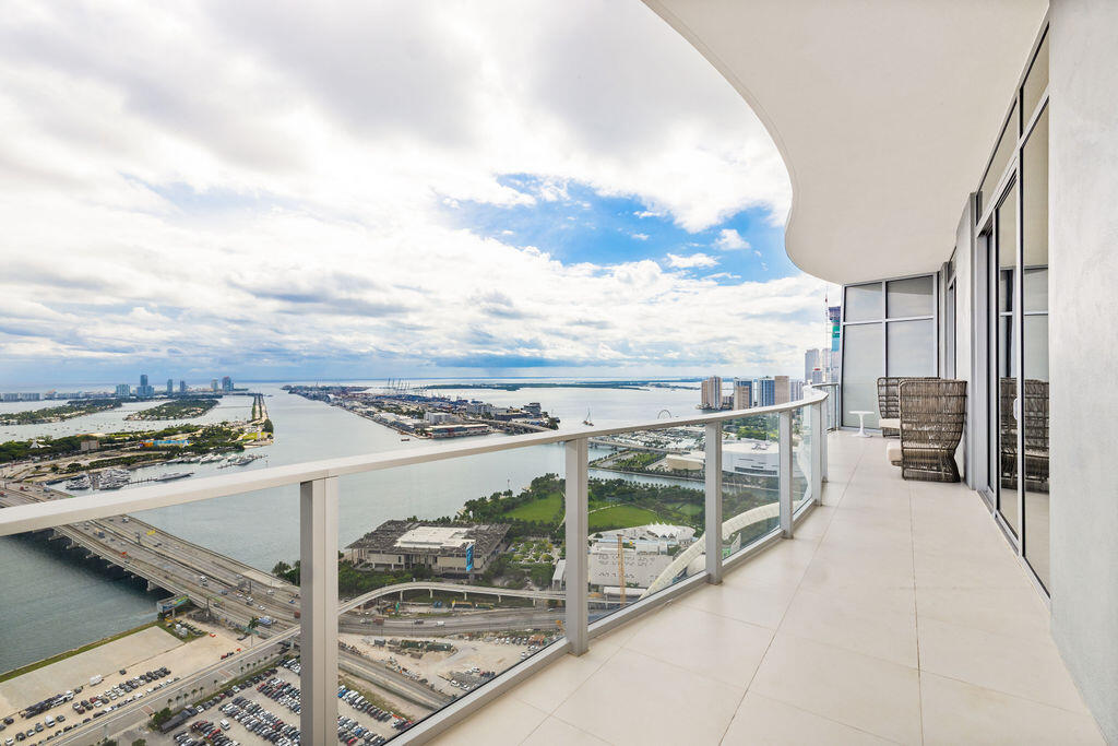 1400 BISCAYNE Boulevard 5103
